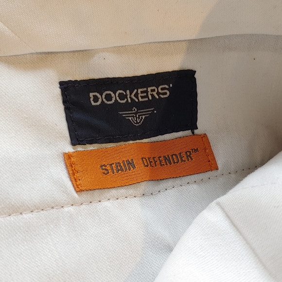 NWT Dockers Men Khakis 34x32 - Picture 8 of 10